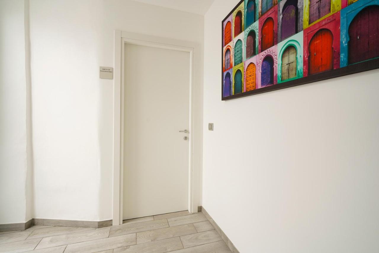 I 20 Archi Apartments Монополи Экстерьер фото